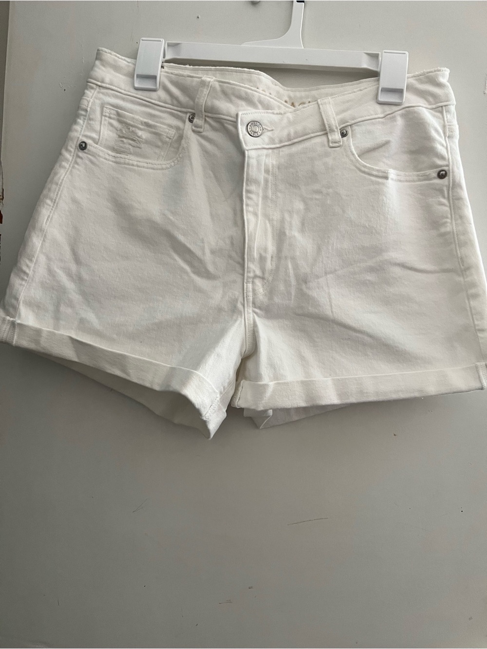 American Eagle Outfitters White High-Rise Cuffed Denim Shorts